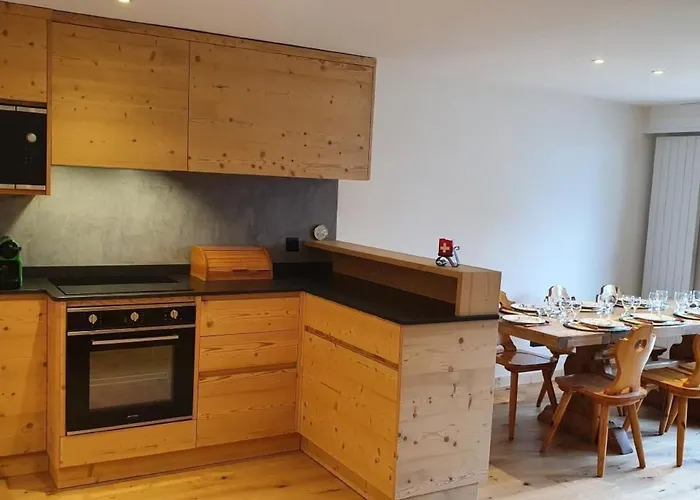 Daire Mit Blick Auf Berge By Interhome